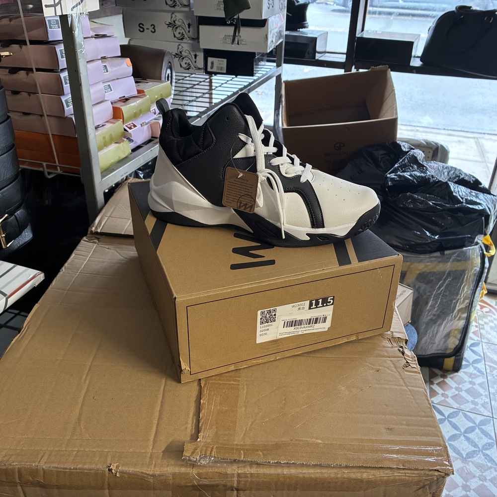 Men's Black and White Performance Sneakers